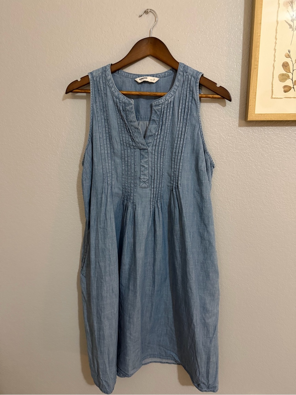 Sleeveless Light Blue Mini Dress with Pintuck Front